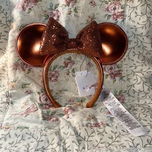 DISNEY PARKS EXCLUSIVE—Bronze metallic leatherette ears headband w sequins
